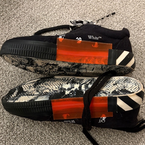 Off-White Black Sneakers with White Accents - Picture 3 of 6